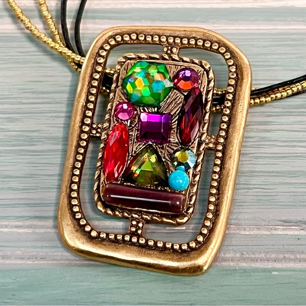 Chico's NWT Statement Pendant Necklace Jeweled Beaded Antiqued Gold Shiny